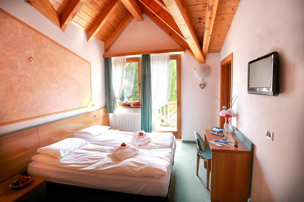Hotel Fantelli Фольгарида Экстерьер фото
