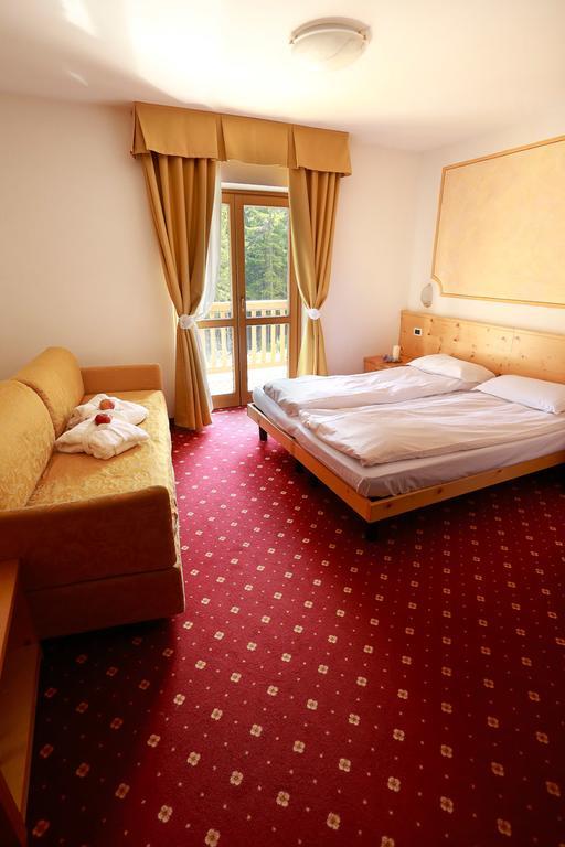 Hotel Fantelli Фольгарида Экстерьер фото